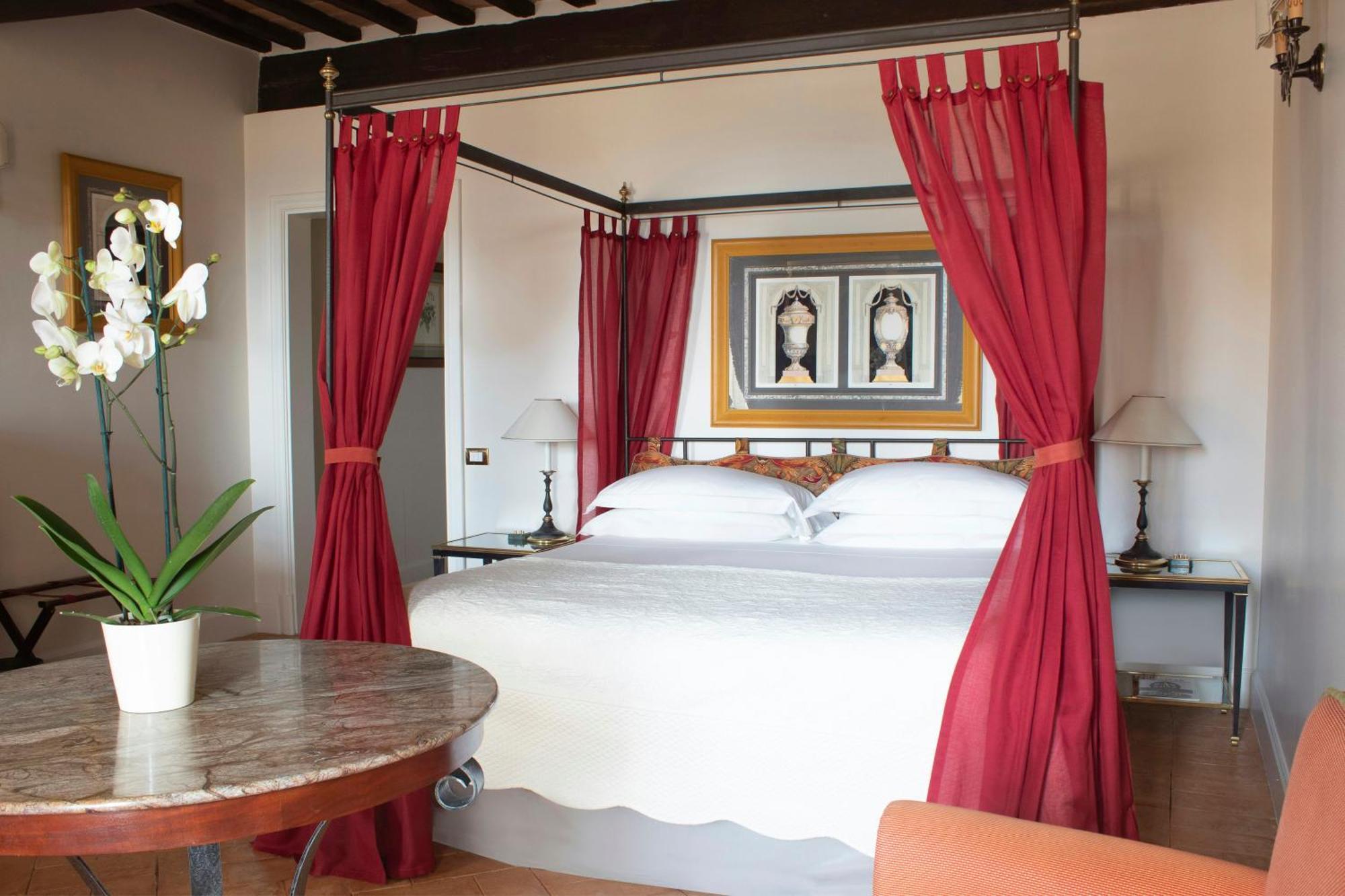Deluxe Double or Twin Room View