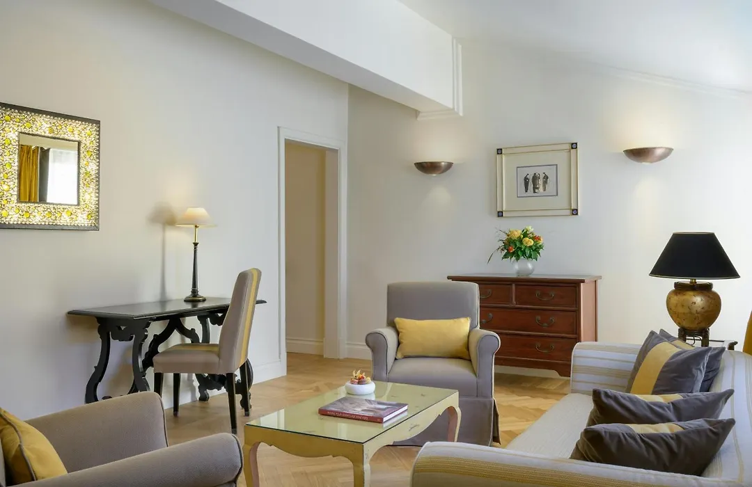 Grand Hotel Continental Siena - Starhotels Collezione-1